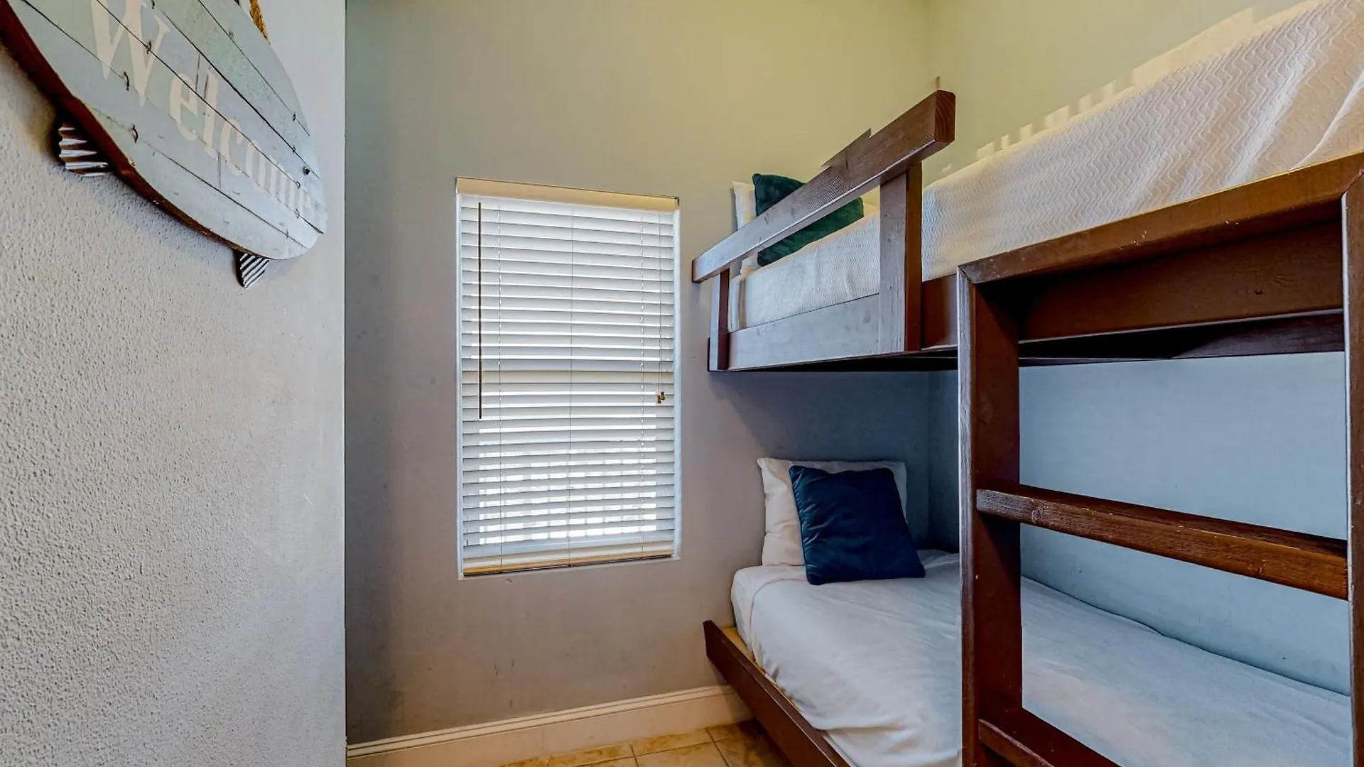 Lake Town Wharf Panama City Beach Apartment